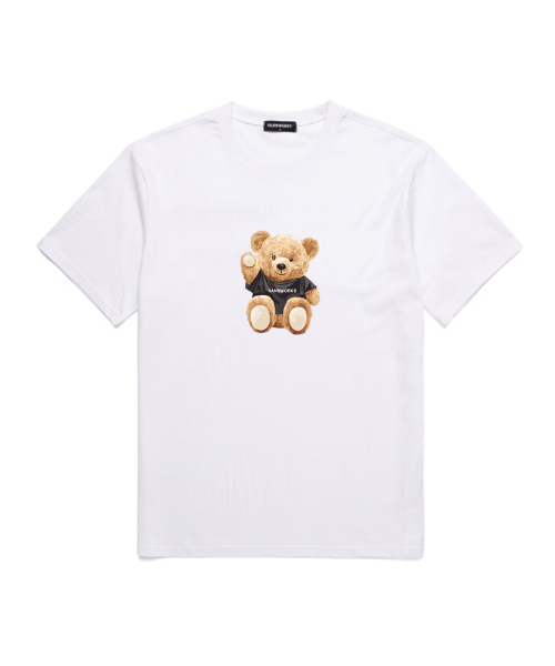 VANNWORKS(バンワークス)の「SITTING BEAR オーバーサイズ 半袖Tシャツ(VNDTS204) ホワイト(Tシャツ/カットソー・レディース・その他・SMALL/X-LARGE/XX-LARGE/LARGE/MEDIUM)」の1枚目の写真