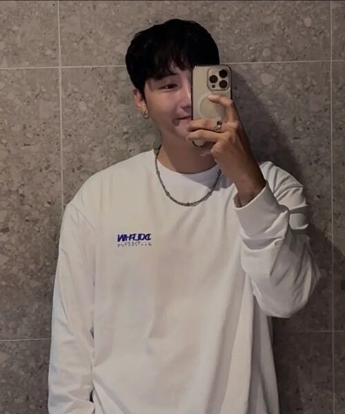 DOLPHIN WAVE APPAREL(ドルフィンウェーブアパレル)の「ドルフィンピングリーディンググラフィック長袖Tシャツホワイト(Tシャツ/カットソー・メンズ・Off White・MEDIUM/LARGE/X-LARGE)」の13枚目の写真