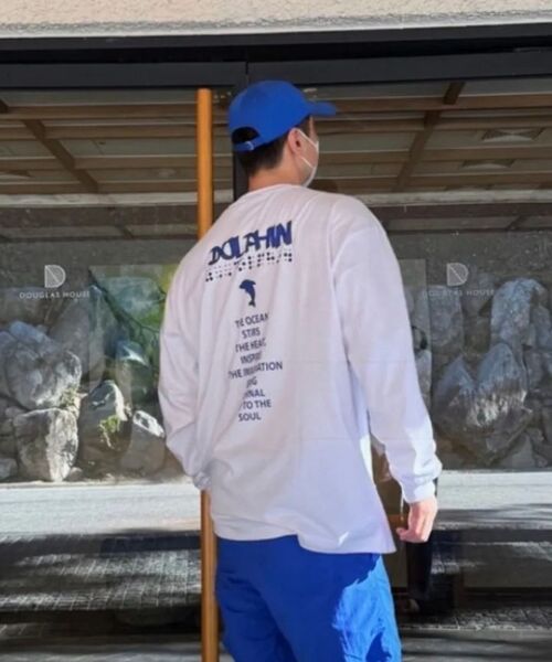 DOLPHIN WAVE APPAREL(ドルフィンウェーブアパレル)の「ドルフィンピングリーディンググラフィック長袖Tシャツホワイト(Tシャツ/カットソー・メンズ・Off White・MEDIUM/LARGE/X-LARGE)」の16枚目の写真