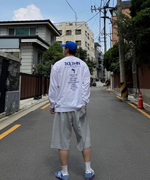 DOLPHIN WAVE APPAREL(ドルフィンウェーブアパレル)の「ドルフィンピングリーディンググラフィック長袖Tシャツホワイト(Tシャツ/カットソー・メンズ・Off White・MEDIUM/LARGE/X-LARGE)」の18枚目の写真