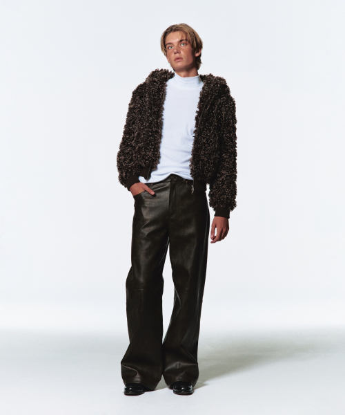 ERA(エラ)の「MEN FAUX LEATHER TWO-TONE PANEL PANTS - TOBACCO BROWN(その他パンツ・メンズ・ブラウン・MEDIUM/LARGE)」の7枚目の写真