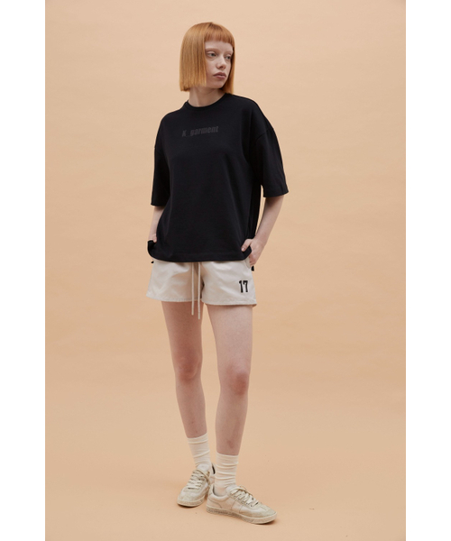 K-GARMENT(カメント)の「WハーフスリーブロゴワイドTシャツ ブラック(Tシャツ/カットソー・レディース・その他・SMALL/X-SMALL)」の1枚目の写真