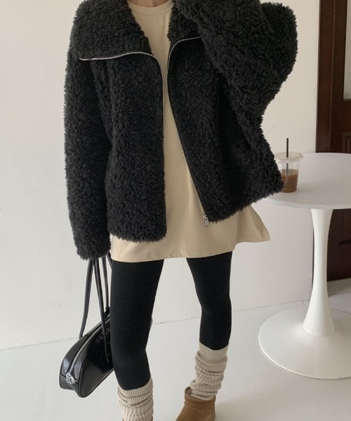 Ritzy（リッツィー）の「フェイクムートンコート（ムートンコート・レディース・ブラック/ホワイト・M/L）」の7枚目の写真