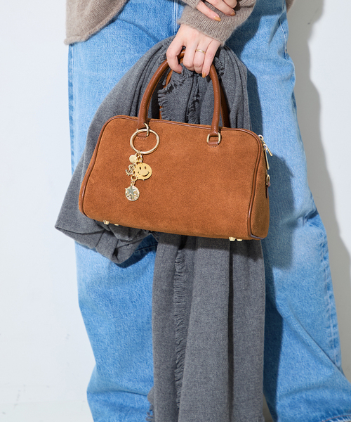 AULENTTI(オウレンティ)の「【AULENTTI/オウレンティ】 ボストンショルダーバッグ(ボストンバッグ・レディース・ベージュ・FREE)」の2枚目の写真