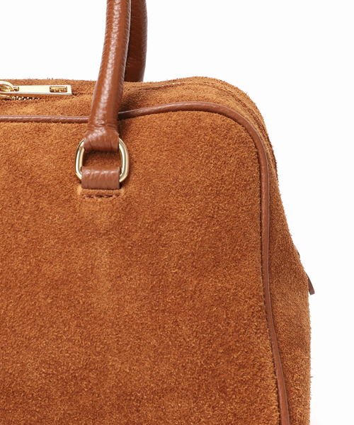 AULENTTI(オウレンティ)の「【AULENTTI/オウレンティ】 ボストンショルダーバッグ(ボストンバッグ・レディース・ベージュ・FREE)」の4枚目の写真