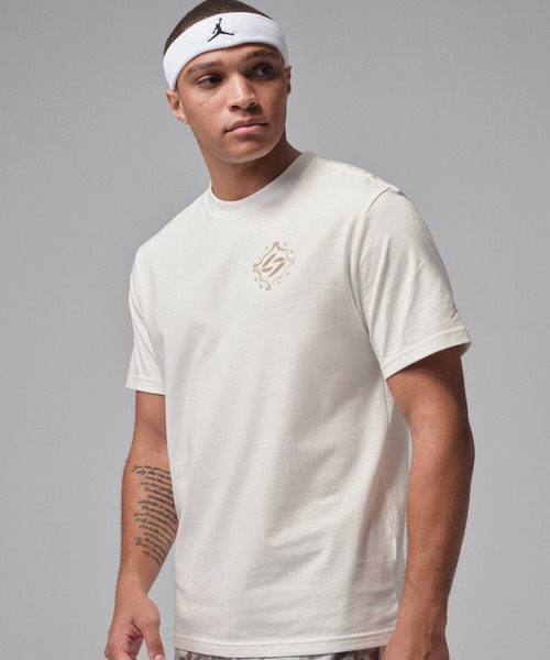 JORDAN BRAND(ジョーダンブランド)の「JORDAN BRAND SS CREW T-SHIRT LUKA DONCIC / ジョーダン ブランド S/S クルー T-シャツ ルカ ドンチッチ / NIKE【SP】(Tシャツ/カットソー・メンズ・アイボリー・XL/L/M/XXL)」の1枚目の写真