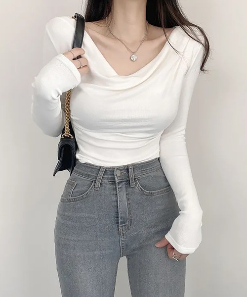 Girly Doll(ガーリードール)の「ドレープネックロングスリーブカットソー(Tシャツ/カットソー・レディース・ホワイト/ミント/アイボリー/カーキ/ブラック・F)」の9枚目の写真