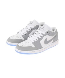 JORDAN BRAND（ジョーダンブランド）の「WMNS AIR JORDAN 1 LOW DC0774-105（スニーカー）」