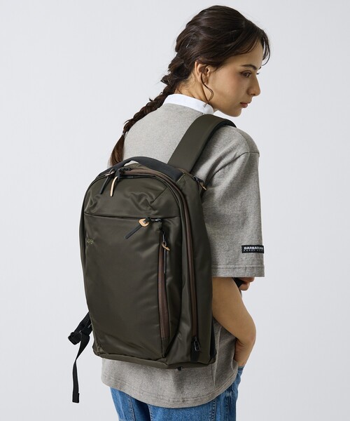 ABAHOUSE(アバハウス)の「【DsBk / ディーエスビーケー】 SOLID BACKPACK /デイリーバックパック /ユニセックス 【WEB限定】(バックパック/リュック・メンズ・グレー/ブラック/カーキ/ネイビー・フリー)」の13枚目の写真