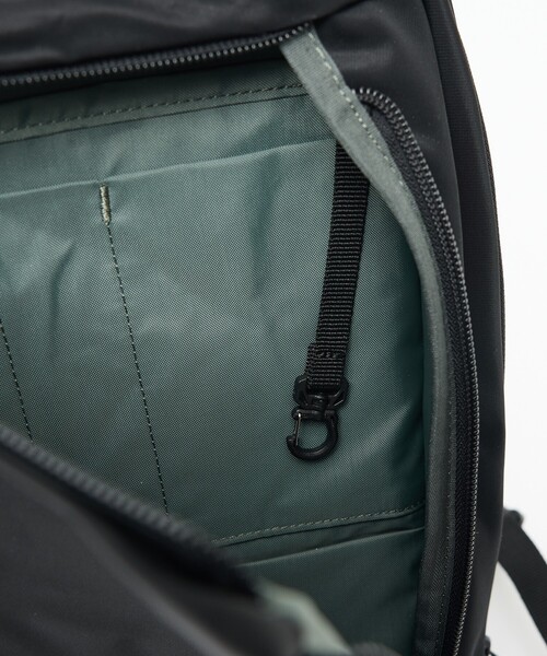 ABAHOUSE(アバハウス)の「【DsBk / ディーエスビーケー】 SOLID BACKPACK /デイリーバックパック /ユニセックス 【WEB限定】(バックパック/リュック・メンズ・グレー/ブラック/カーキ/ネイビー・フリー)」の22枚目の写真