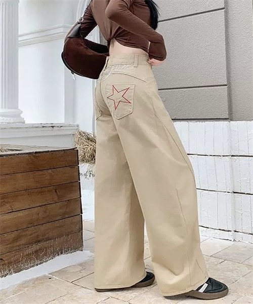 Dream garden（ドリームガーデン）の「刺繍でサインワイドバギーデニムパンツ（デニムパンツ・レディース・カーキ・S/M/L/XL）」の8枚目の写真
