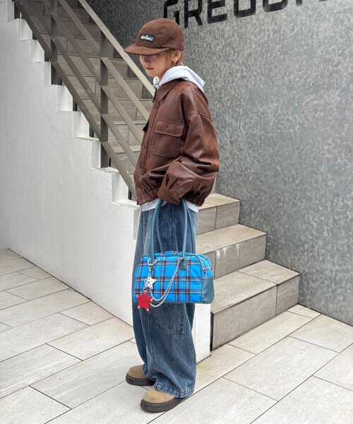 CIAOPANIC TYPY(チャオパニックティピー)の「【UNISEX】星チャーム付きアソート柄ボストンBAG(トートバッグ・レディース・ブラック/ブルー/レッド・ONE SIZE)」の6枚目の写真