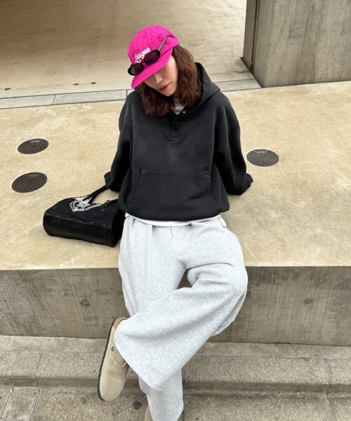 CIAOPANIC TYPY(チャオパニックティピー)の「【UNISEX】星チャーム付きアソート柄ボストンBAG(トートバッグ・レディース・ブラック/ブルー/レッド・ONE SIZE)」の9枚目の写真