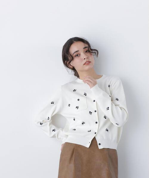 N.(N. Natural Beauty Basic)(エヌエヌナチュラルビューティーベーシック)の「フラワー刺繍ポケットカーデ(カーディガン/ボレロ・レディース・ホワイト系その他/ブラック系その他・フリ-)」の15枚目の写真