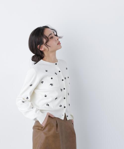N.(N. Natural Beauty Basic)(エヌエヌナチュラルビューティーベーシック)の「フラワー刺繍ポケットカーデ(カーディガン/ボレロ・レディース・ホワイト系その他/ブラック系その他・フリ-)」の17枚目の写真