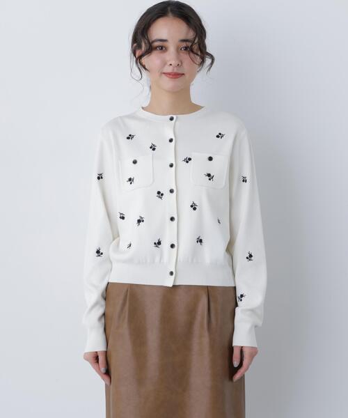 N.(N. Natural Beauty Basic)(エヌエヌナチュラルビューティーベーシック)の「フラワー刺繍ポケットカーデ(カーディガン/ボレロ・レディース・ホワイト系その他/ブラック系その他・フリ-)」の20枚目の写真