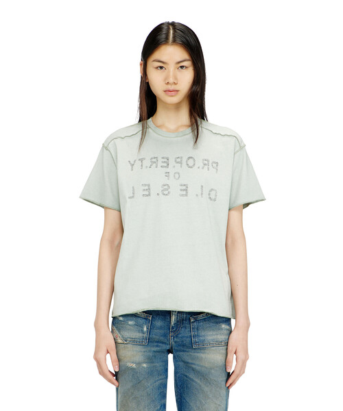 DIESEL(ディーゼル)の「ウィメンズ Tシャツ T-ILY(Tシャツ/カットソー・レディース・グレー系その他/ライトピンク・LARGE/SMALL/MEDIUM/X-SMALL)」の2枚目の写真