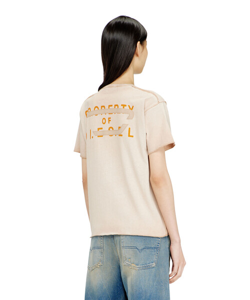 DIESEL(ディーゼル)の「ウィメンズ Tシャツ T-ILY(Tシャツ/カットソー・レディース・グレー系その他/ライトピンク・LARGE/SMALL/MEDIUM/X-SMALL)」の4枚目の写真