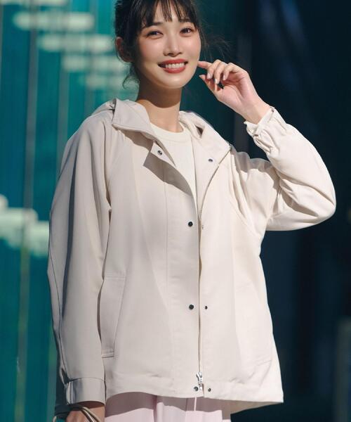 grove(グローブ)の「【貴島明日香さん着用】【撥水】きれいめに着こなせるマウンテンパーカ(ブルゾン・レディース・グレー/ネイビー/ブルー系その他/オフホワイト/ベージュ系7・03/02/05/04/01)」の7枚目の写真