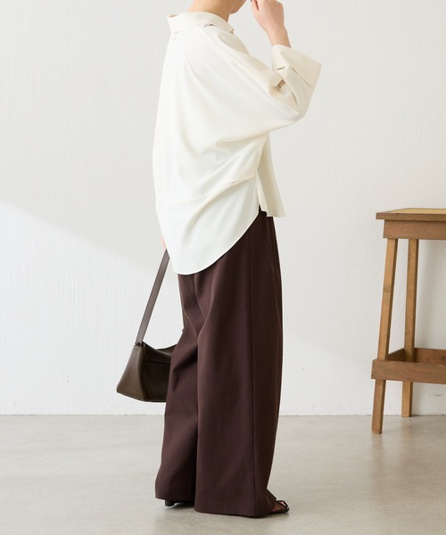 COLLAGE GALLARDAGALANTE（コラージュガリャルダガランテ）の「ジャージスキッパードルマンシャツ/セットアップ可/WEB限定カラー展開（シャツ/ブラウス・レディース・ネイビー/イエロー/ブラック/オフホワイト・FREE）」の14枚目の写真