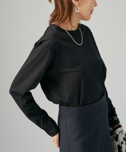 VERMEIL par iena（ヴェルメイユパーイエナ）の「ディオラマ クルーネックロングスリーブ Tシャツ（Tシャツ/カットソー・レディース・ホワイト/ブラック・FREE）」の2枚目の写真