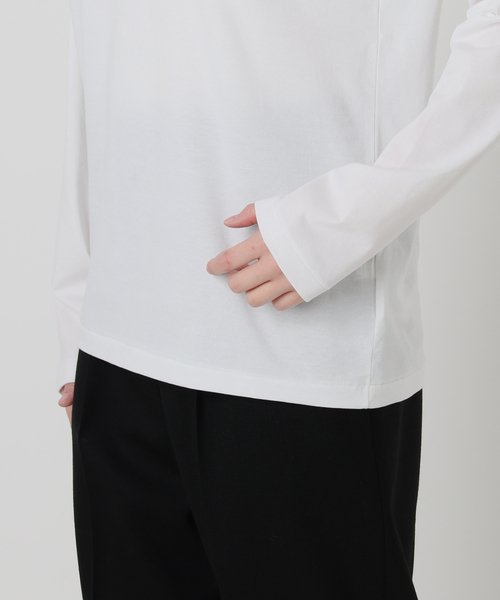 VERMEIL par iena（ヴェルメイユパーイエナ）の「ディオラマ クルーネックロングスリーブ Tシャツ（Tシャツ/カットソー・レディース・ホワイト/ブラック・FREE）」の17枚目の写真