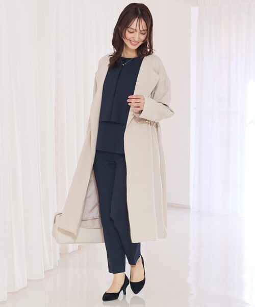 abahouse mavie（アバハウスマヴィ）の「【春アウター】ノーカラーコート/通勤/きれいめ/ロング/セミオケ/春服（ノーカラーコート・レディース・グレイッシュベージュ/ネイビー・フリー）」の5枚目の写真