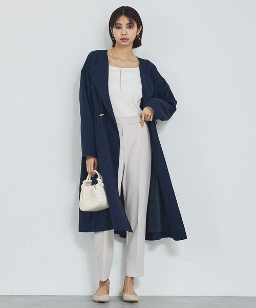 abahouse mavie（アバハウスマヴィ）の「【春アウター】ノーカラーコート/通勤/きれいめ/ロング/セミオケ/春服（ノーカラーコート・レディース・グレイッシュベージュ/ネイビー・フリー）」の11枚目の写真
