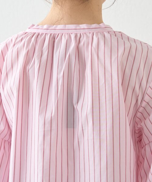 GEVACO（ゲバコ）の「【GEVACO】ストライプ柄ボウタイギャザーチュニックブラウス（シャツ/ブラウス・レディース・ピンク/ベージュ/ブルー・ONE SIZE）」の11枚目の写真