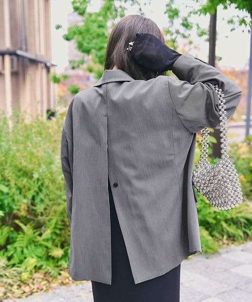 JEANASIS（ジーナシス）の「【スタッフ企画】バックスリットテーラードジャケット/643228（テーラードジャケット・レディース・ブラック/グレー・FREE）」の10枚目の写真
