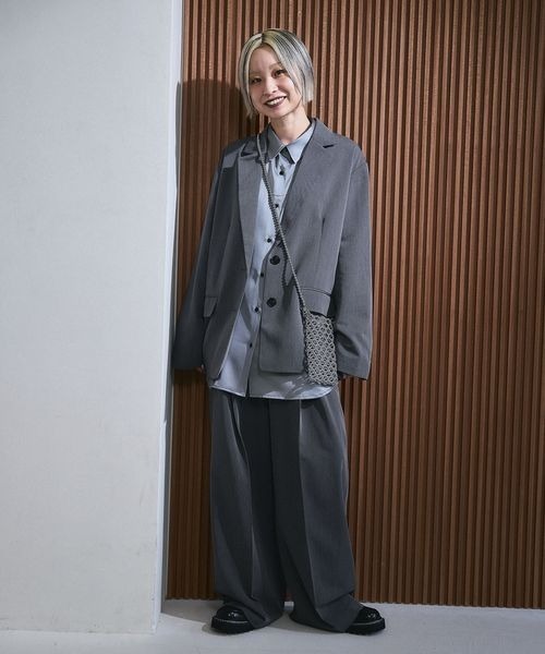 JEANASIS（ジーナシス）の「【スタッフ企画】バックスリットテーラードジャケット/643228（テーラードジャケット・レディース・ブラック/グレー・FREE）」の14枚目の写真