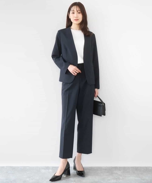 MK MICHEL KLEIN（エムケーミッシェルクラン）の「[イージーケア/洗える]ドライタッチストレッチ テーパードパンツ（スラックス・レディース・ネイビー/グレイッシュベージュ・38/40）」の12枚目の写真