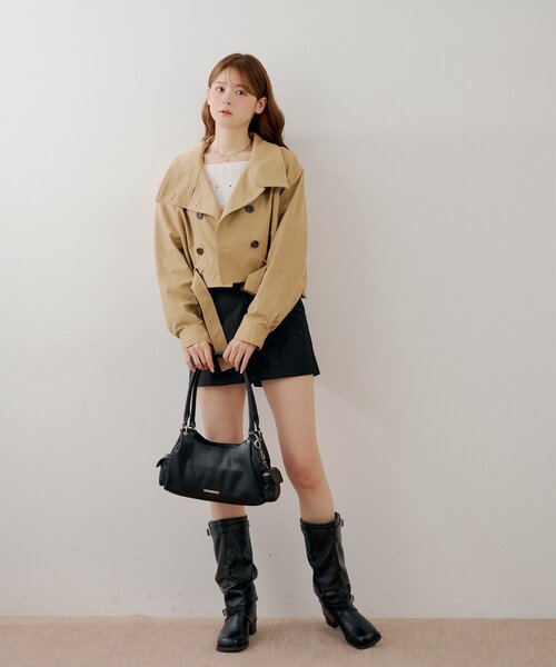 Chico（チコ）の「スタンドネックバルーンショートトレンチコート（トレンチコート・レディース・ベージュ/ライトベージュ/カーキ・FREE）」の8枚目の写真