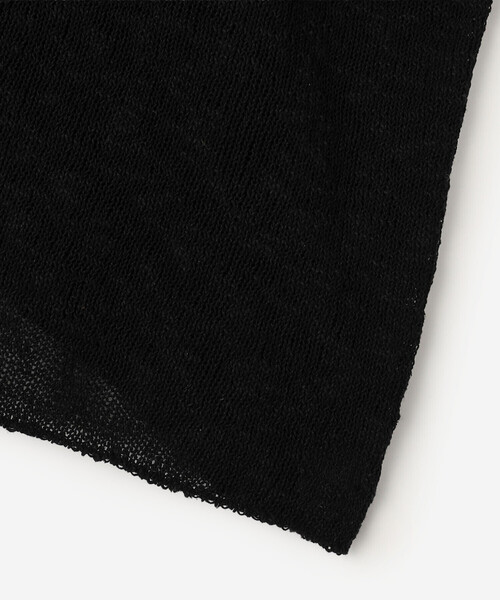 UNFIL（アンフィル）の「UNFIL | コットンシルク スラブヤーン ボトルネックプルオーバー WOMEN（ニット/セーター・レディース・オフホワイト/ブラック・1）」の7枚目の写真