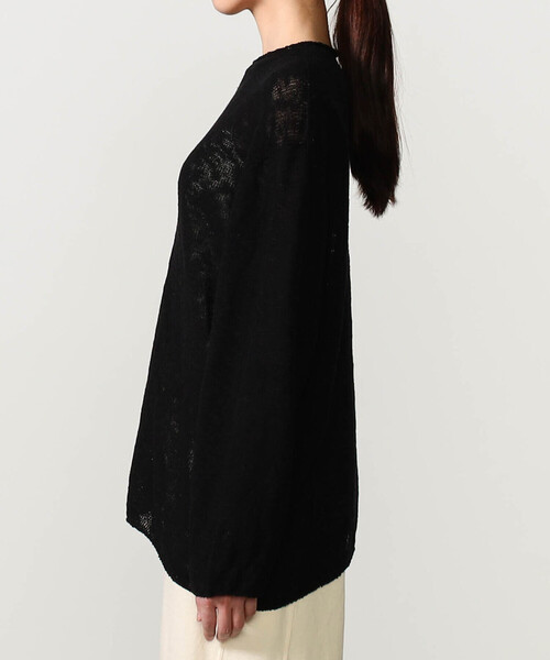 UNFIL（アンフィル）の「UNFIL | コットンシルク スラブヤーン ボトルネックプルオーバー WOMEN（ニット/セーター・レディース・オフホワイト/ブラック・1）」の9枚目の写真