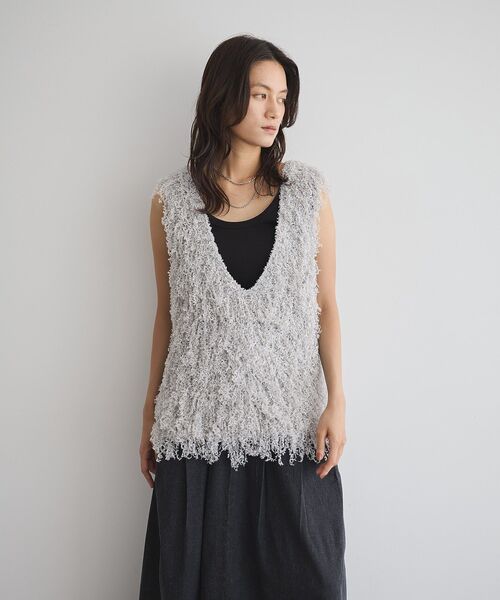 GARAGE OF GOOD CLOTHING（ガレージオブグッドクロージング）の「リボンヤーンVネックベスト（ベスト・レディース・ブラック/ライトグレー/ホワイト・FREE）」の4枚目の写真