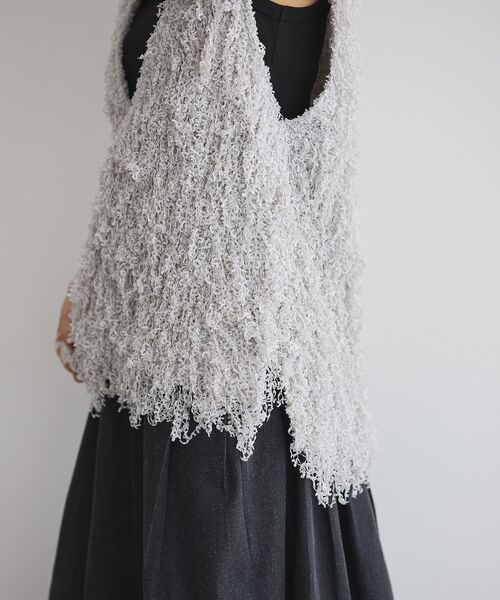 GARAGE OF GOOD CLOTHING（ガレージオブグッドクロージング）の「リボンヤーンVネックベスト（ベスト・レディース・ブラック/ライトグレー/ホワイト・FREE）」の9枚目の写真