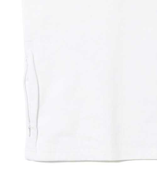 BEAMS(ビームス)の「ヘビーウエイト ロゴワッペン Tシャツ【ベーシックフィット】(Tシャツ/カットソー・メンズ・ブラック/ブラウン/ホワイト/ネイビー・SMALL/XX-LARGE/X-LARGE/LARGE/MEDIUM)」の9枚目の写真