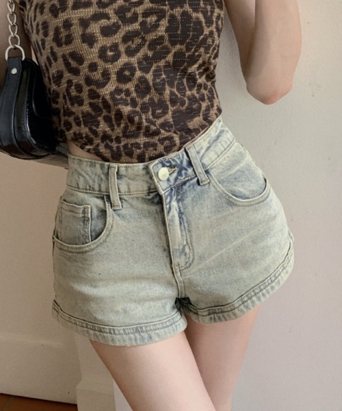 Ritzy(リッツィー)の「デニムグランジ・ショートパンツ(デニムパンツ・レディース・ライトブルー・LARGE/MEDIUM)」の2枚目の写真