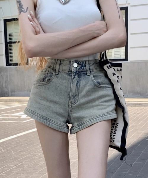 Ritzy(リッツィー)の「デニムグランジ・ショートパンツ(デニムパンツ・レディース・ライトブルー・LARGE/MEDIUM)」の7枚目の写真