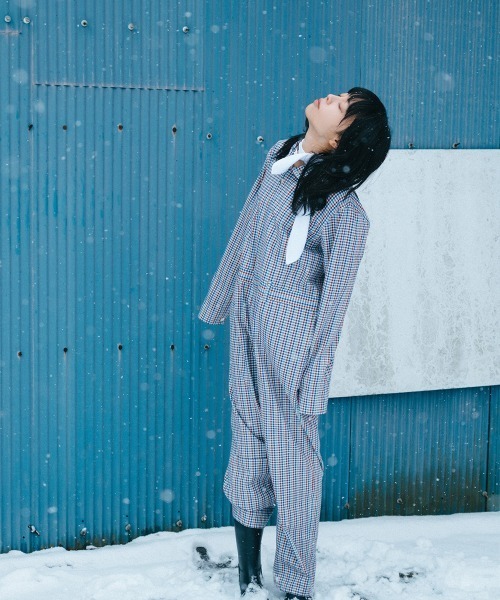 soduk(スドーク)の「【soduk】26SS新作 good jumpsuit / グッドジャンプスーツ(つなぎ/オールインワン・レディース・ベージュ/マルチ・SMALL/MEDIUM)」の13枚目の写真