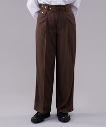 MUHET（ミュエータ）の「スラックス（スラックス）」