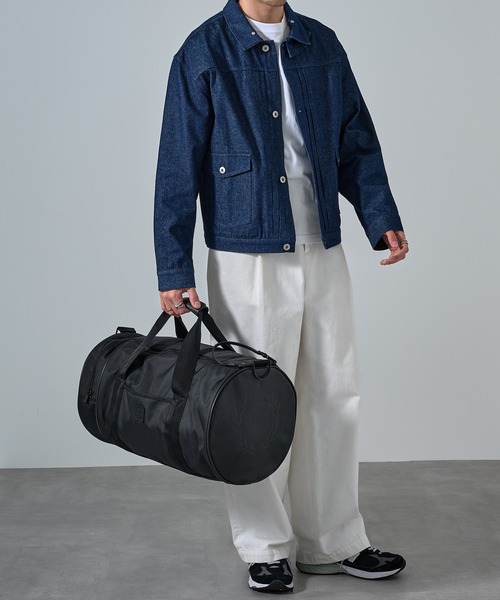 FRED PERRY（フレッドペリー）の「【FRED PERRY】BLACK CANVAS LARGE BARREL BAG L3343/バレルバッグ ボストンバッグ（ボストンバッグ・メンズ・ブラック・FREE）」の15枚目の写真