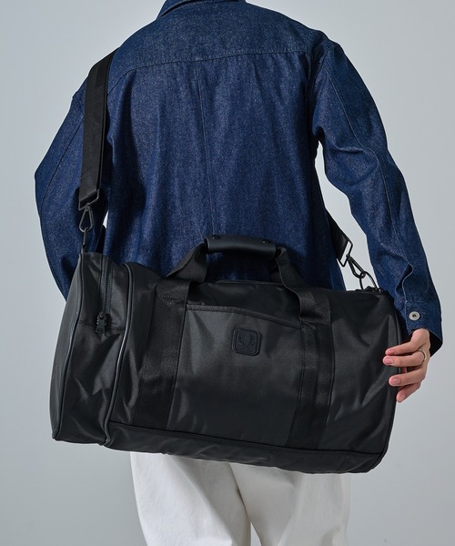 FRED PERRY（フレッドペリー）の「【FRED PERRY】BLACK CANVAS LARGE BARREL BAG L3343/バレルバッグ ボストンバッグ（ボストンバッグ・メンズ・ブラック・FREE）」の12枚目の写真