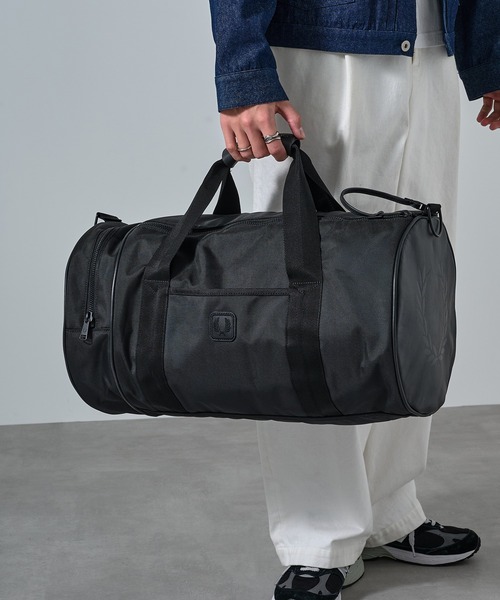FRED PERRY（フレッドペリー）の「【FRED PERRY】BLACK CANVAS LARGE BARREL BAG L3343/バレルバッグ ボストンバッグ（ボストンバッグ・メンズ・ブラック・FREE）」の13枚目の写真