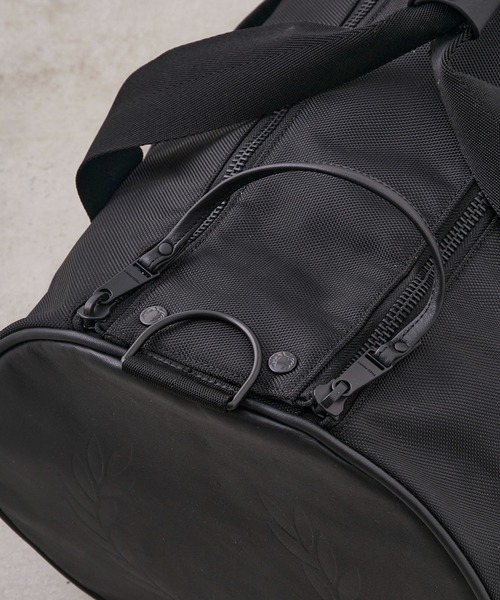 FRED PERRY（フレッドペリー）の「【FRED PERRY】BLACK CANVAS LARGE BARREL BAG L3343/バレルバッグ ボストンバッグ（ボストンバッグ・メンズ・ブラック・FREE）」の20枚目の写真