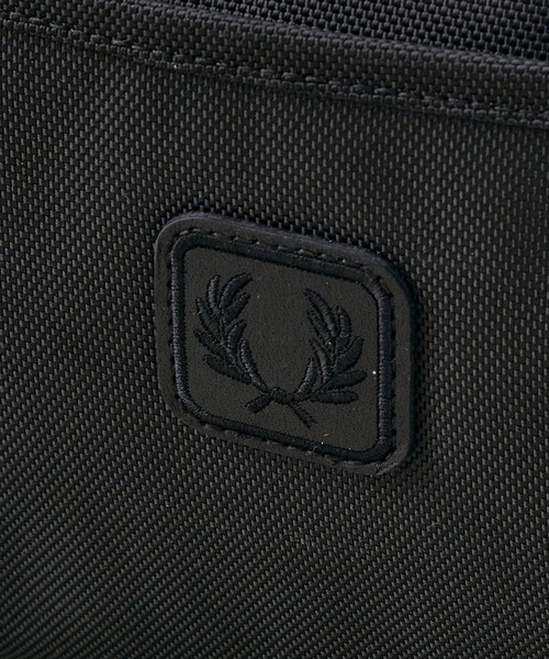 FRED PERRY（フレッドペリー）の「【FRED PERRY】BLACK CANVAS LARGE BARREL BAG L3343/バレルバッグ ボストンバッグ（ボストンバッグ・メンズ・ブラック・FREE）」の21枚目の写真