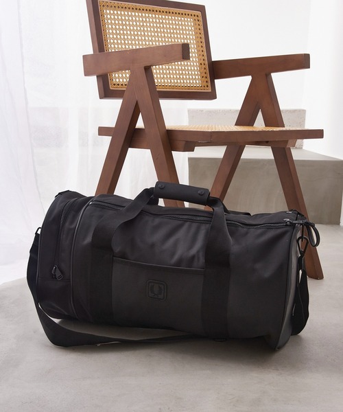FRED PERRY（フレッドペリー）の「【FRED PERRY】BLACK CANVAS LARGE BARREL BAG L3343/バレルバッグ ボストンバッグ（ボストンバッグ・メンズ・ブラック・FREE）」の17枚目の写真
