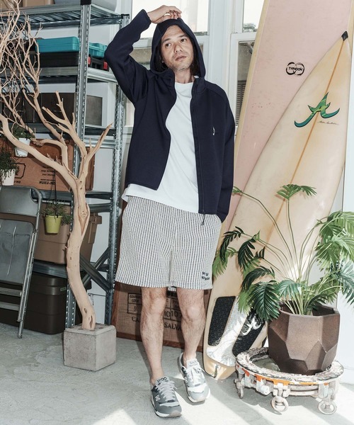 No Rain No Rainbow(ノーレインノーレインボー)の「mpa4066-cardboard knit high-neck hoodie with two-tone embroidery ジップパーカー(NR26S-11)(パーカー・メンズ・ネイビー/トップグレー/ブラック・XL/L/M/S)」の6枚目の写真