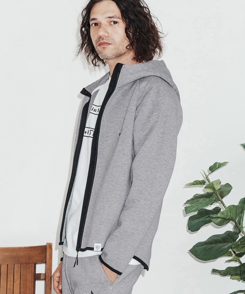 No Rain No Rainbow(ノーレインノーレインボー)の「mpa4066-cardboard knit high-neck hoodie with two-tone embroidery ジップパーカー(NR26S-11)(パーカー・メンズ・ネイビー/トップグレー/ブラック・XL/L/M/S)」の15枚目の写真